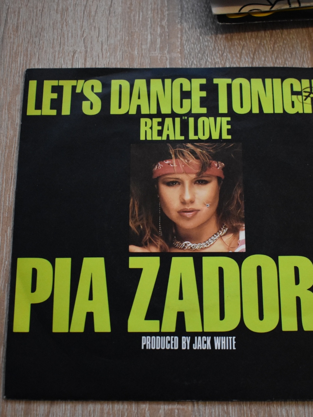 SINGLE / Pia Zadora – Let's Dance Tonight