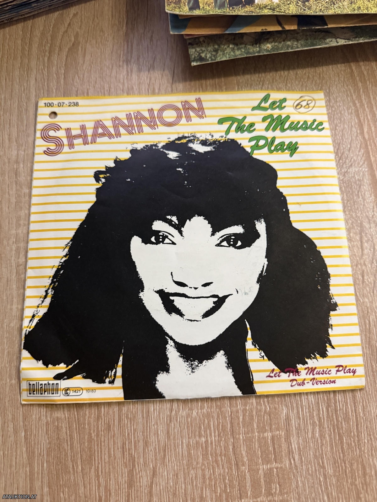 SINGLE / Shannon – Let The Music Play