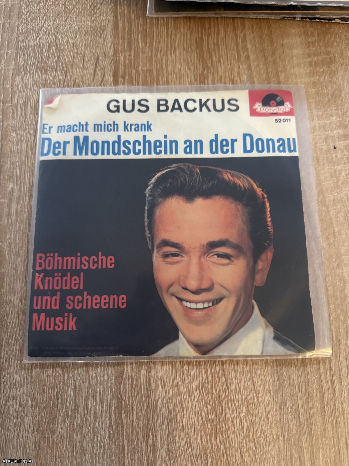 SINGLE / Gus Backus – Er Macht Mich Krank, Der Mondschein An Der Donau