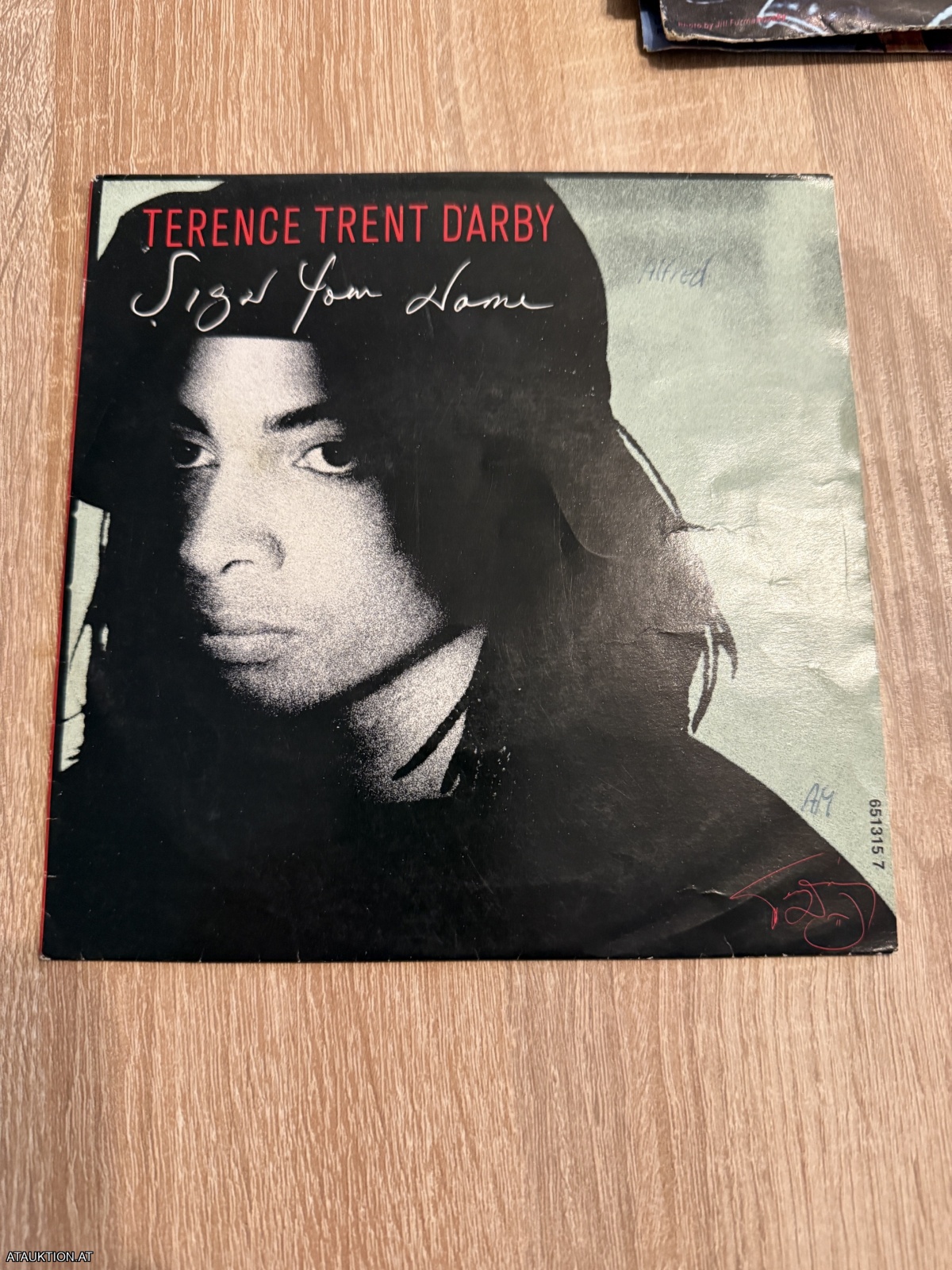 SINGLE / Terence Trent D'Arby – Sign Your Name