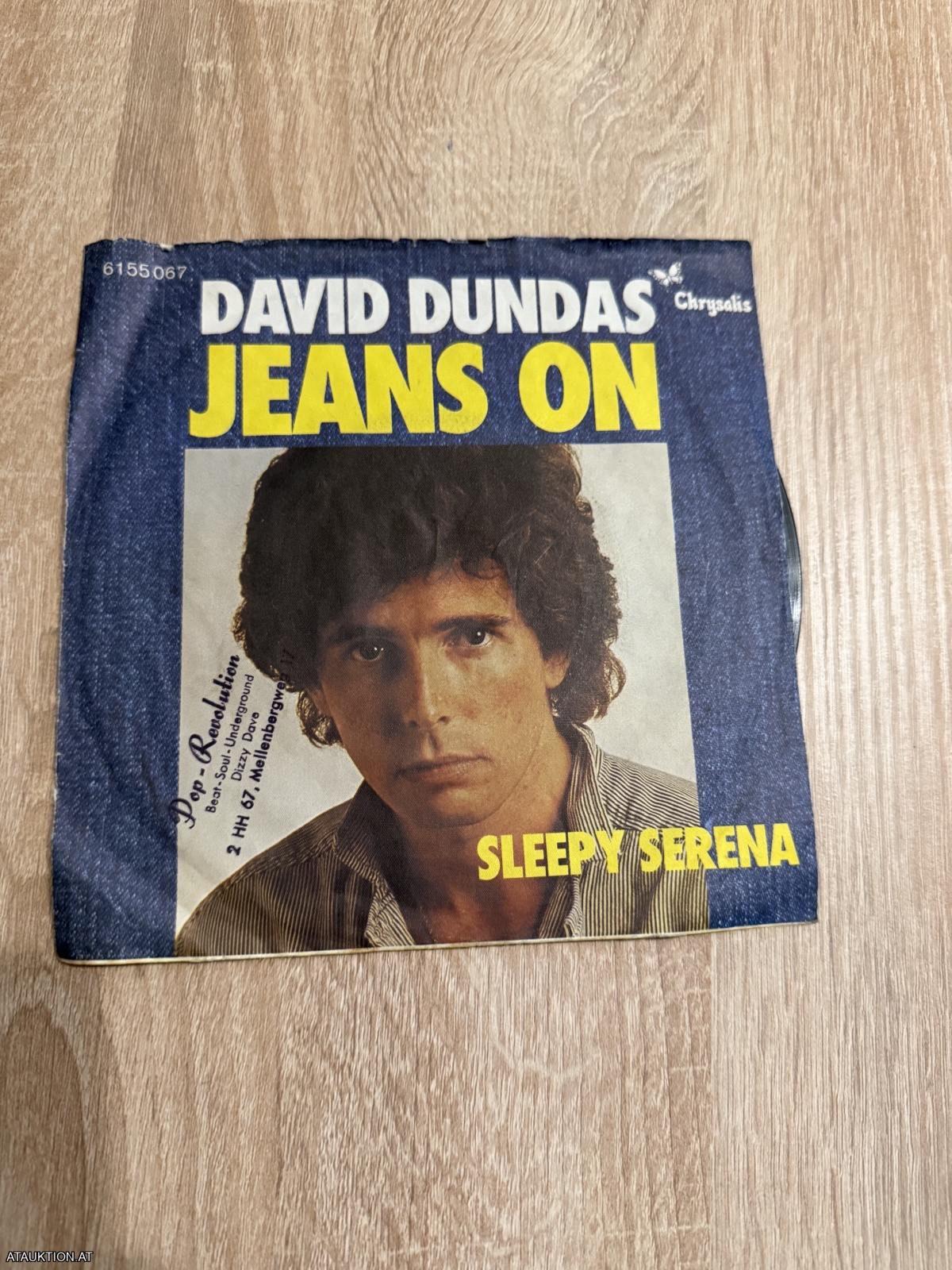 SINGLE / David Dundas – Jeans On