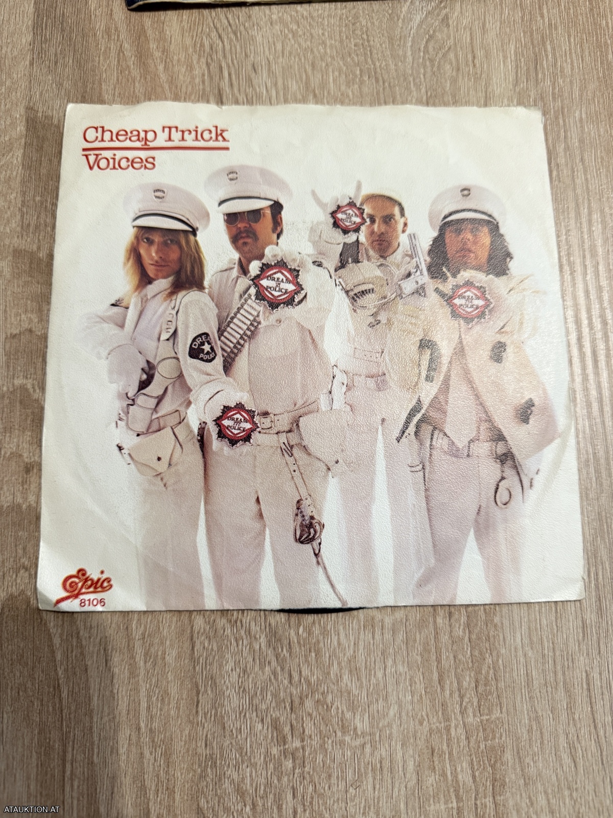 SINGLE / Cheap Trick – Voices