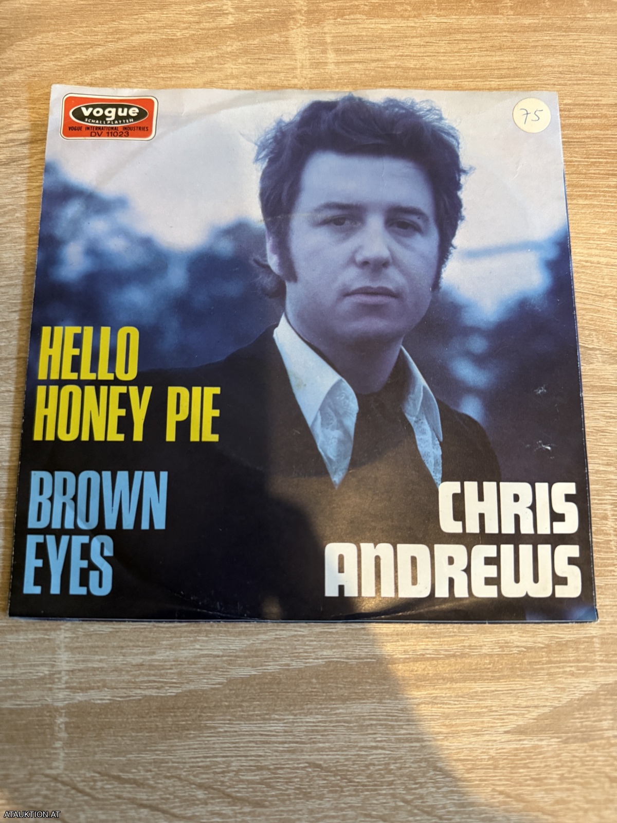 SINGLE / Chris Andrews – Brown Eyes / Hello Honey Pie