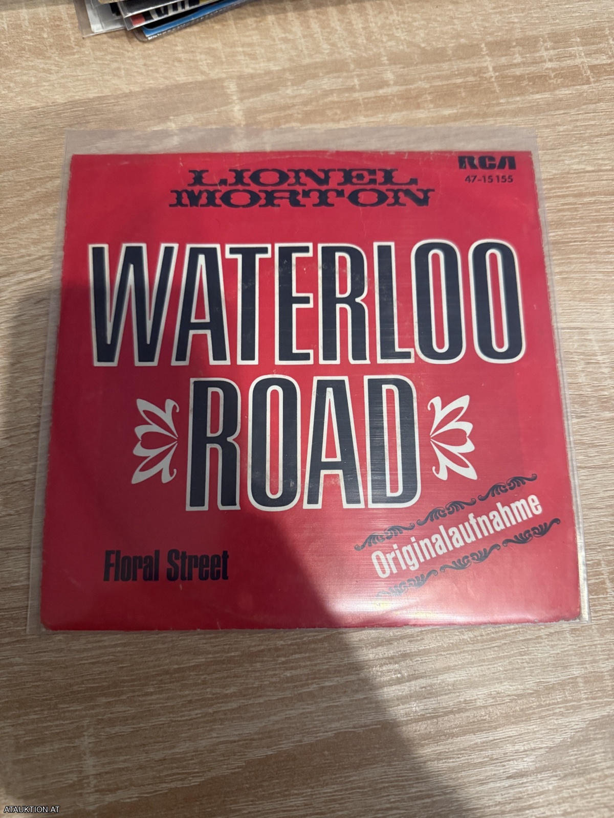 SINGLE / Lionel Morton – Waterloo Road