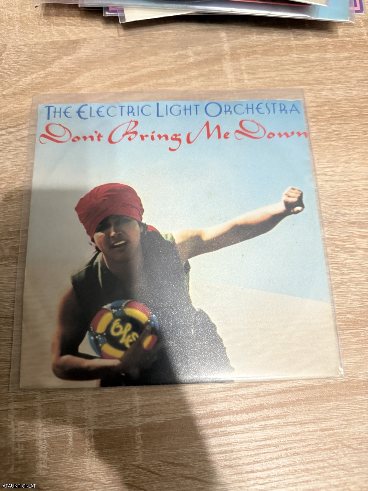 SINGLE / The Electric Light Orchestra – Don't Bring Me Down