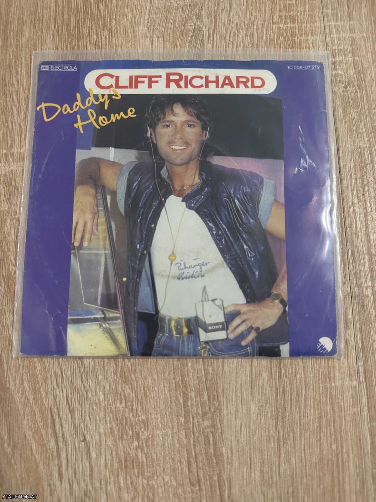 SINGLE / Cliff Richard – Daddy's Home