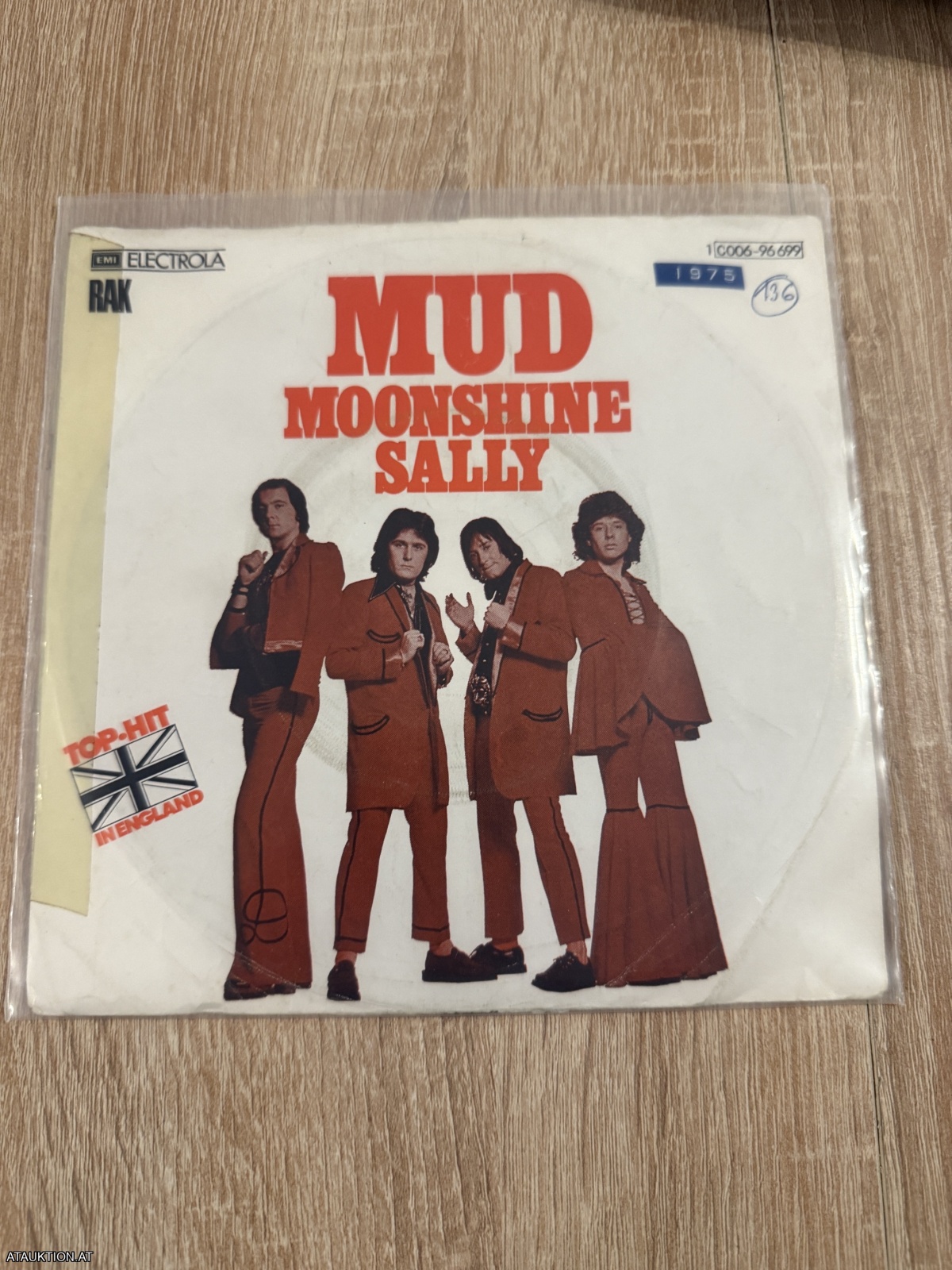 SINGLE / Mud – Moonshine Sally