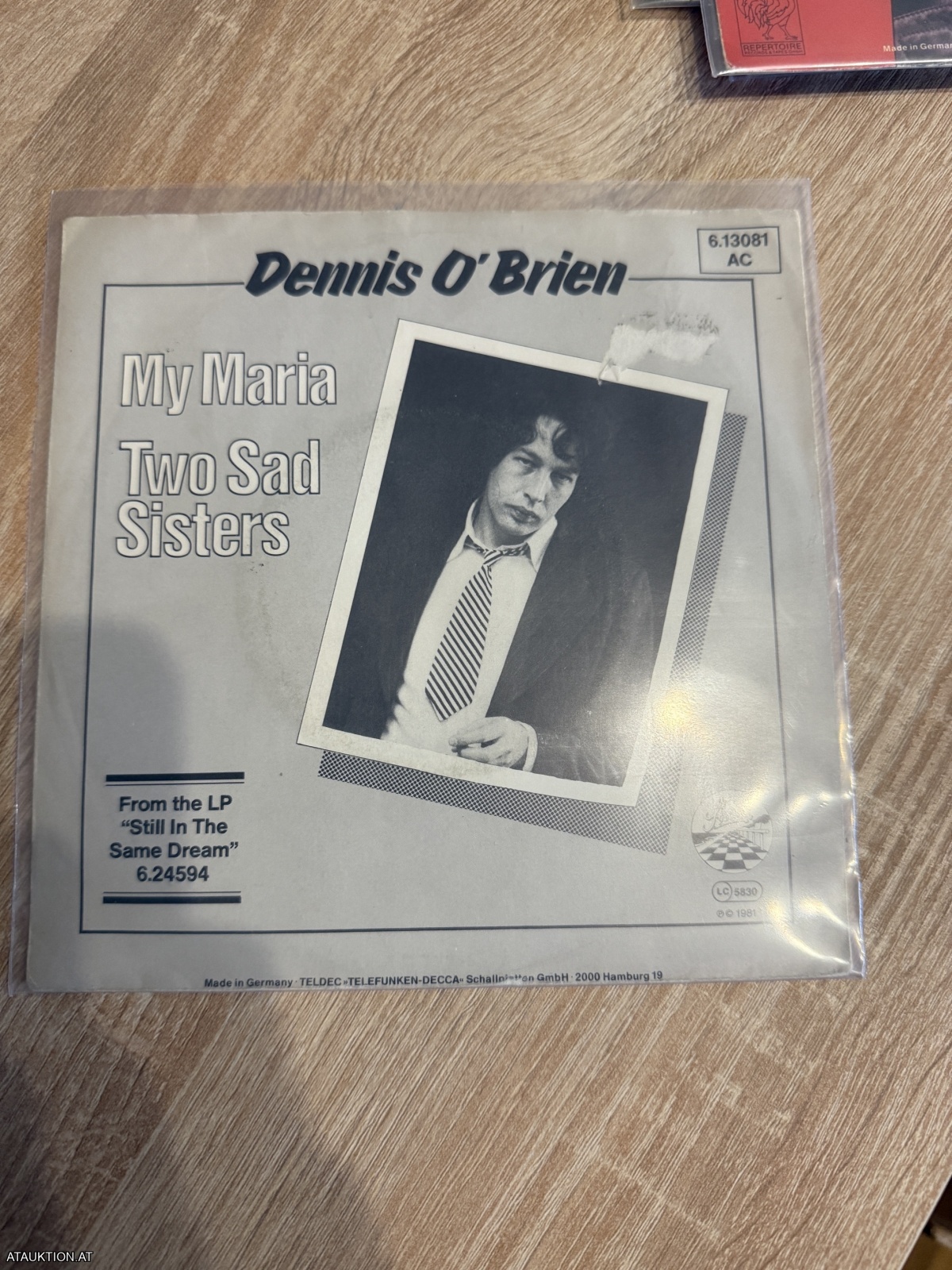 SINGLE / Dennis O'Brien – My Maria