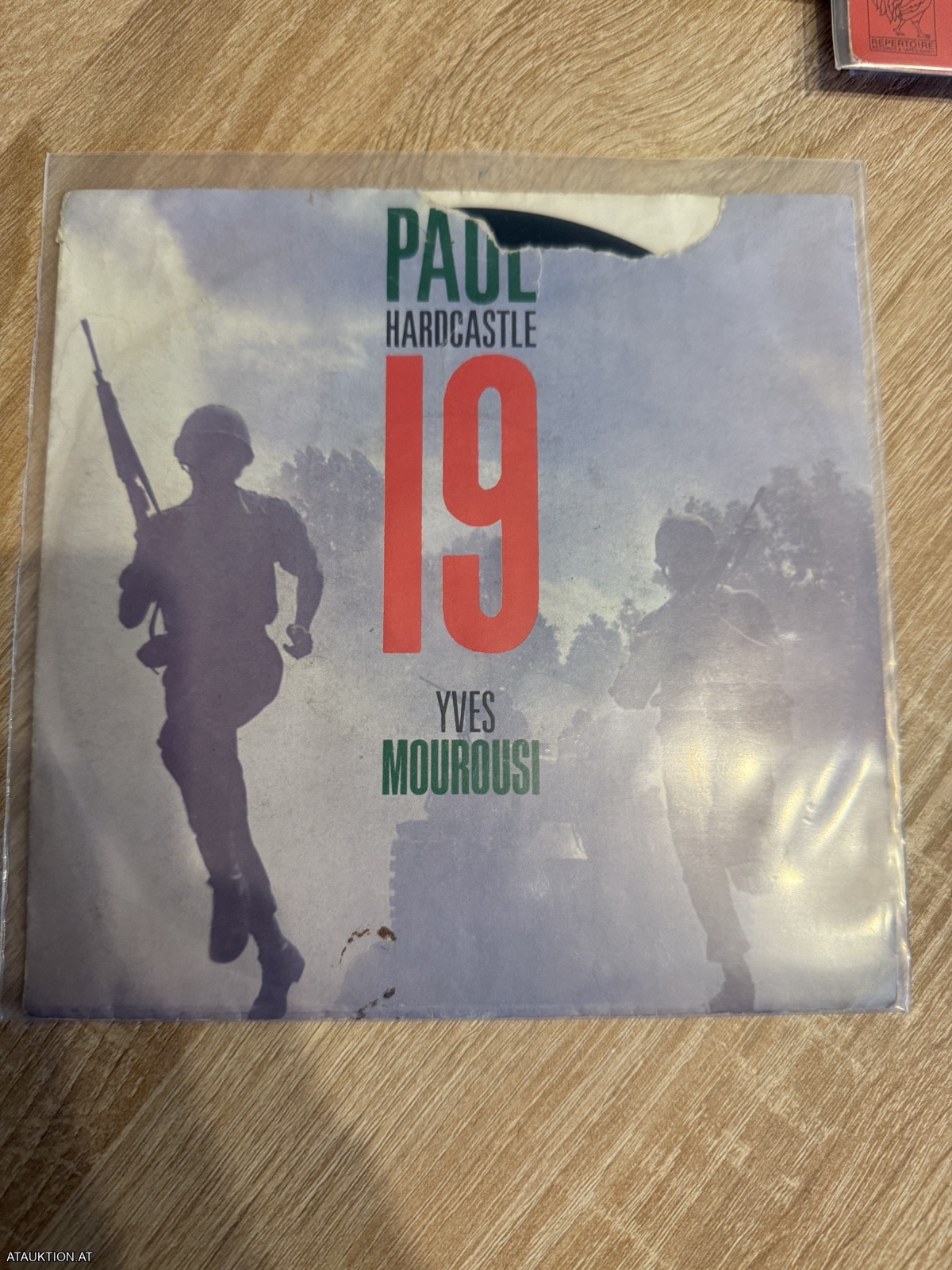 SINGLE / Paul Hardcastle – 19