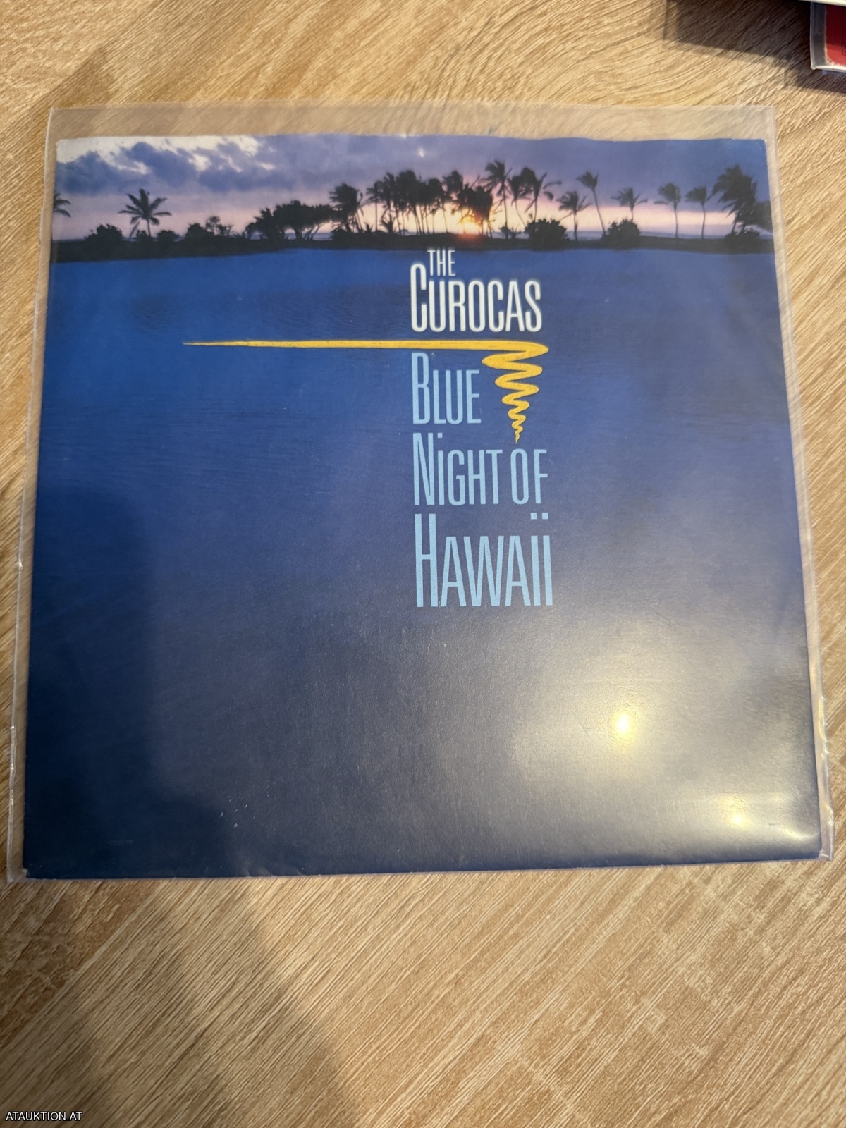 SINGLE / The Curocas – Blue Night Of Hawaii