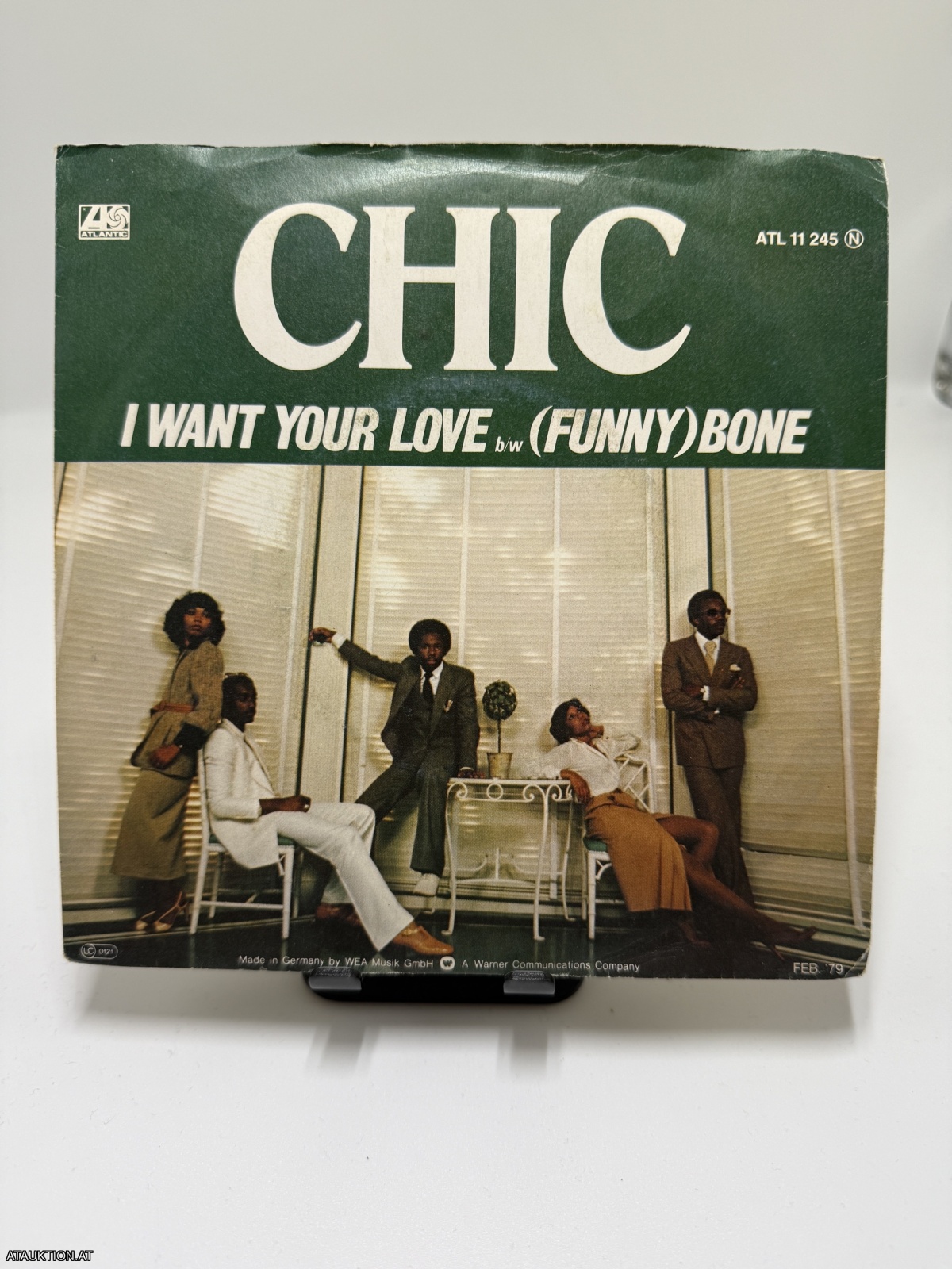 Single / Chic – I Want Your Love / (Funny) Bone