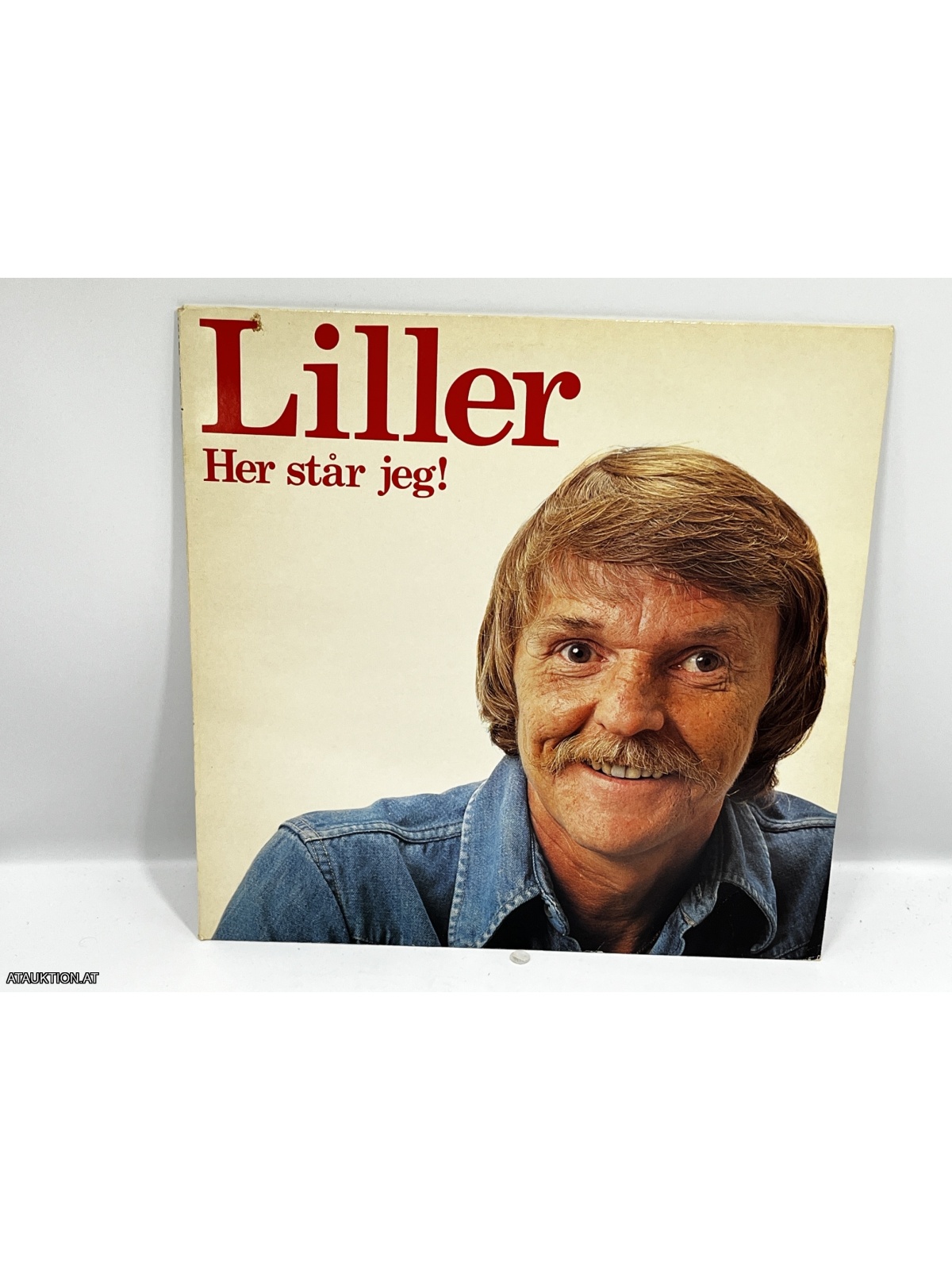 LP / Liller – Her Står Jeg!