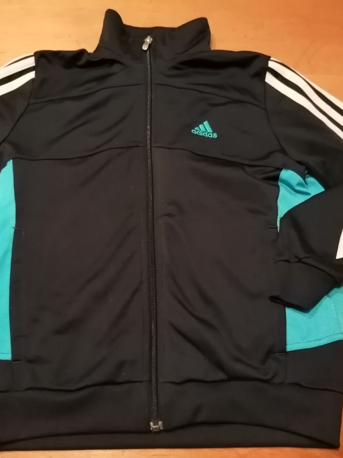 Adidas Jacke gr 140