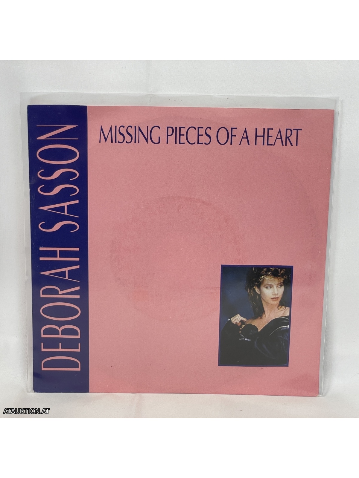 SINGLE / Deborah Sasson – Missing Pieces Of A Heart