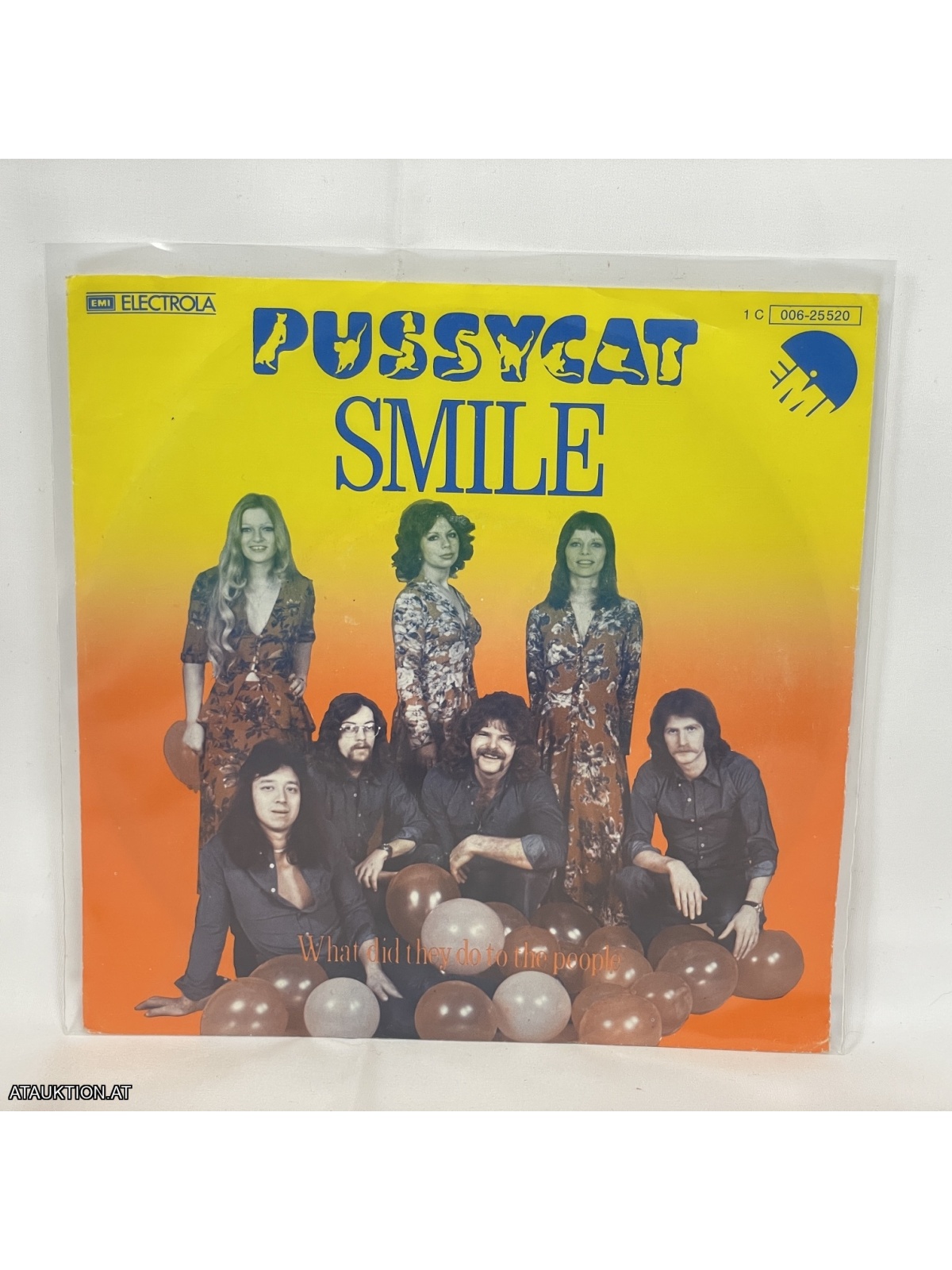 SINGLE / Pussycat – Smile