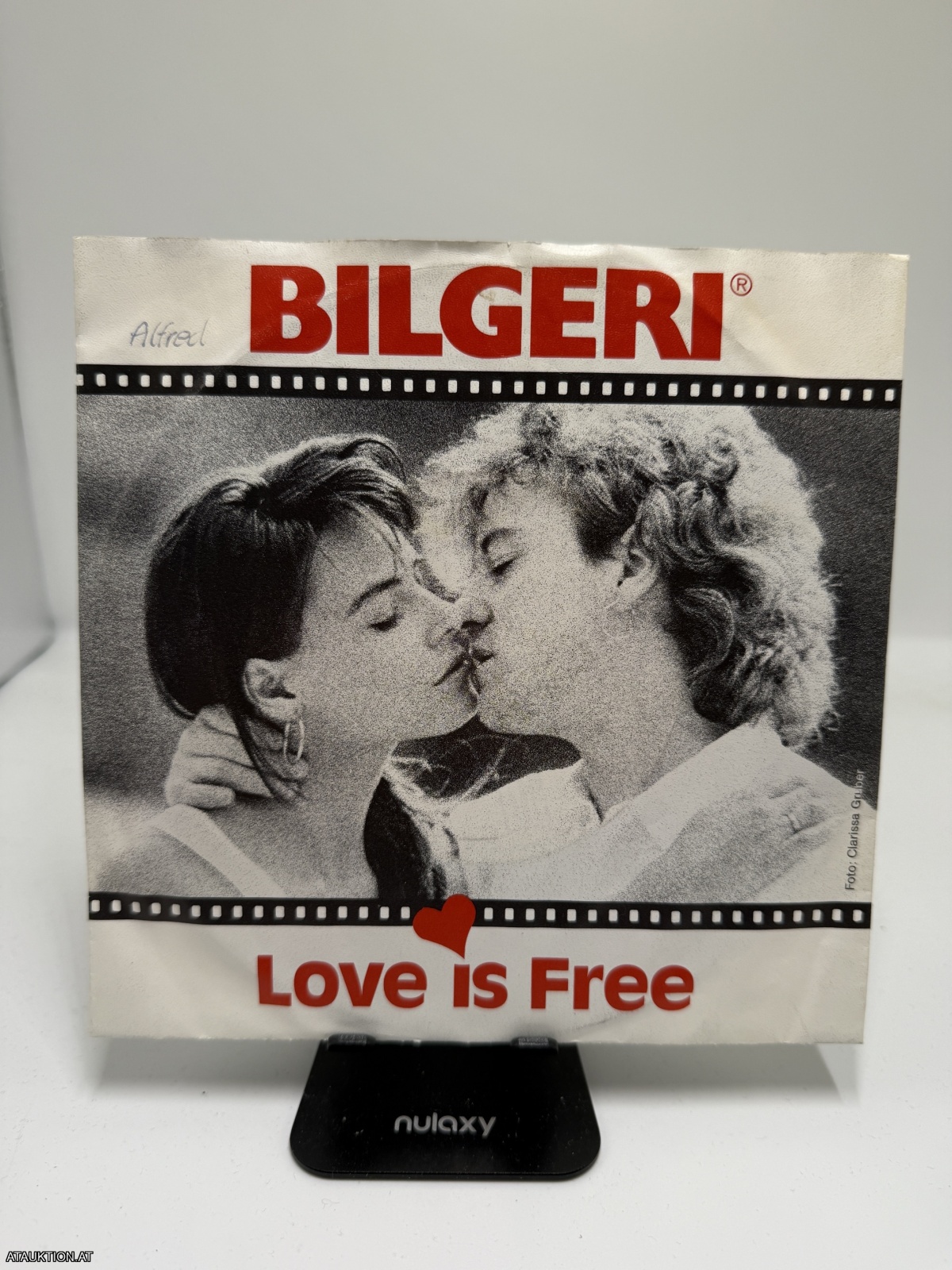 Single / Bilgeri – Love Is Free