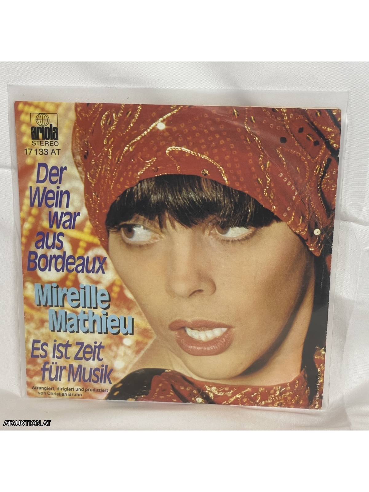 SINGLE / Mireille Mathieu – Der Wein War Aus Bordeaux / Es Ist Zeit Für Musik