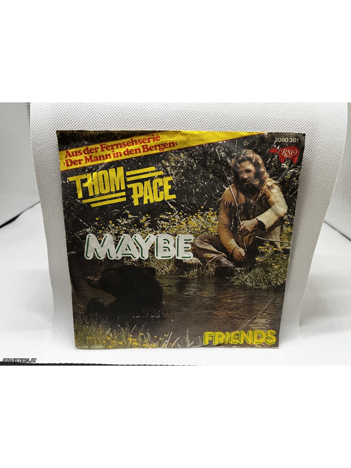 SINGLE / Thom Pace – Maybe