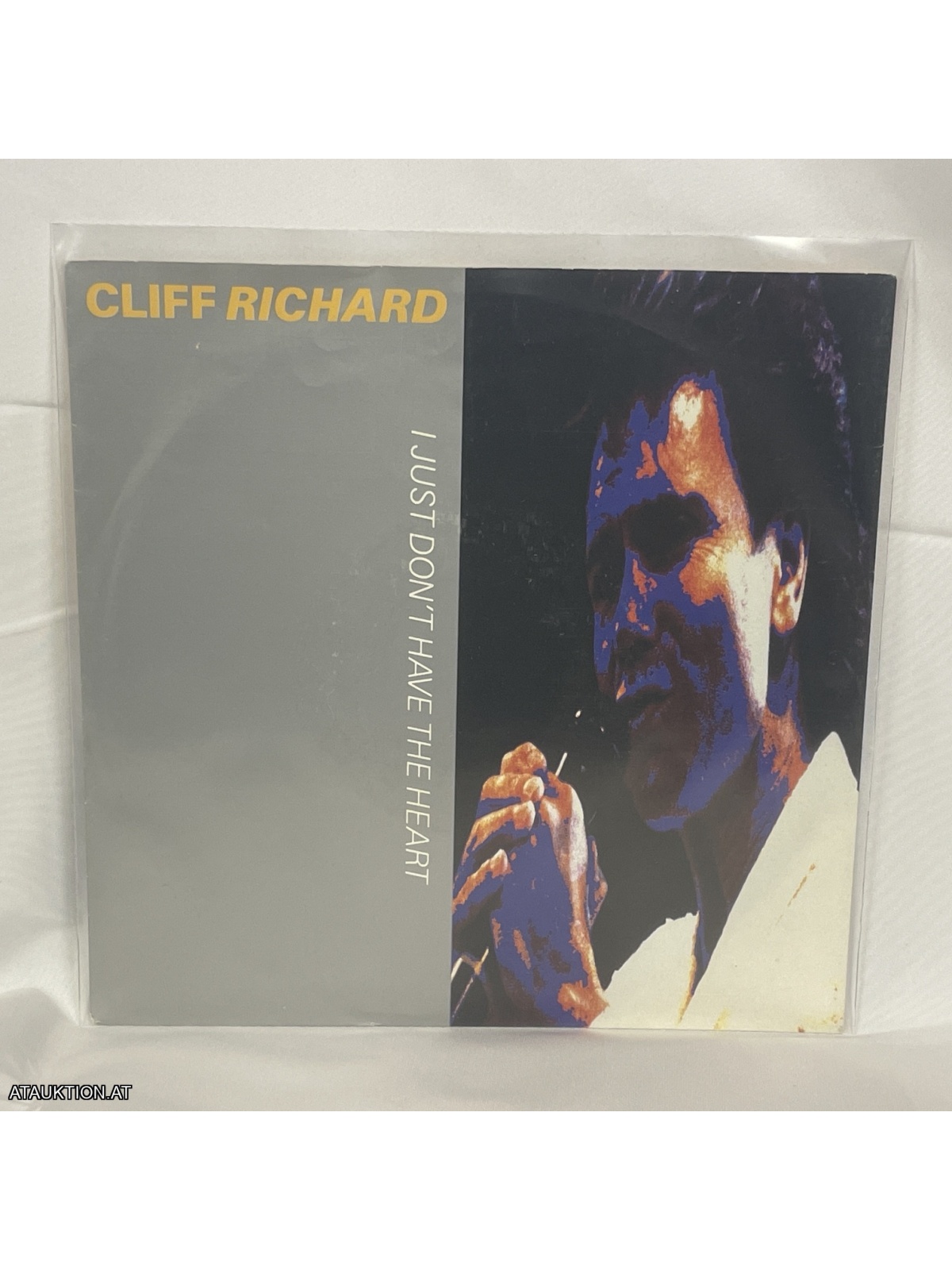 SINGLE / Cliff Richard – I Just Don't Have The Heart