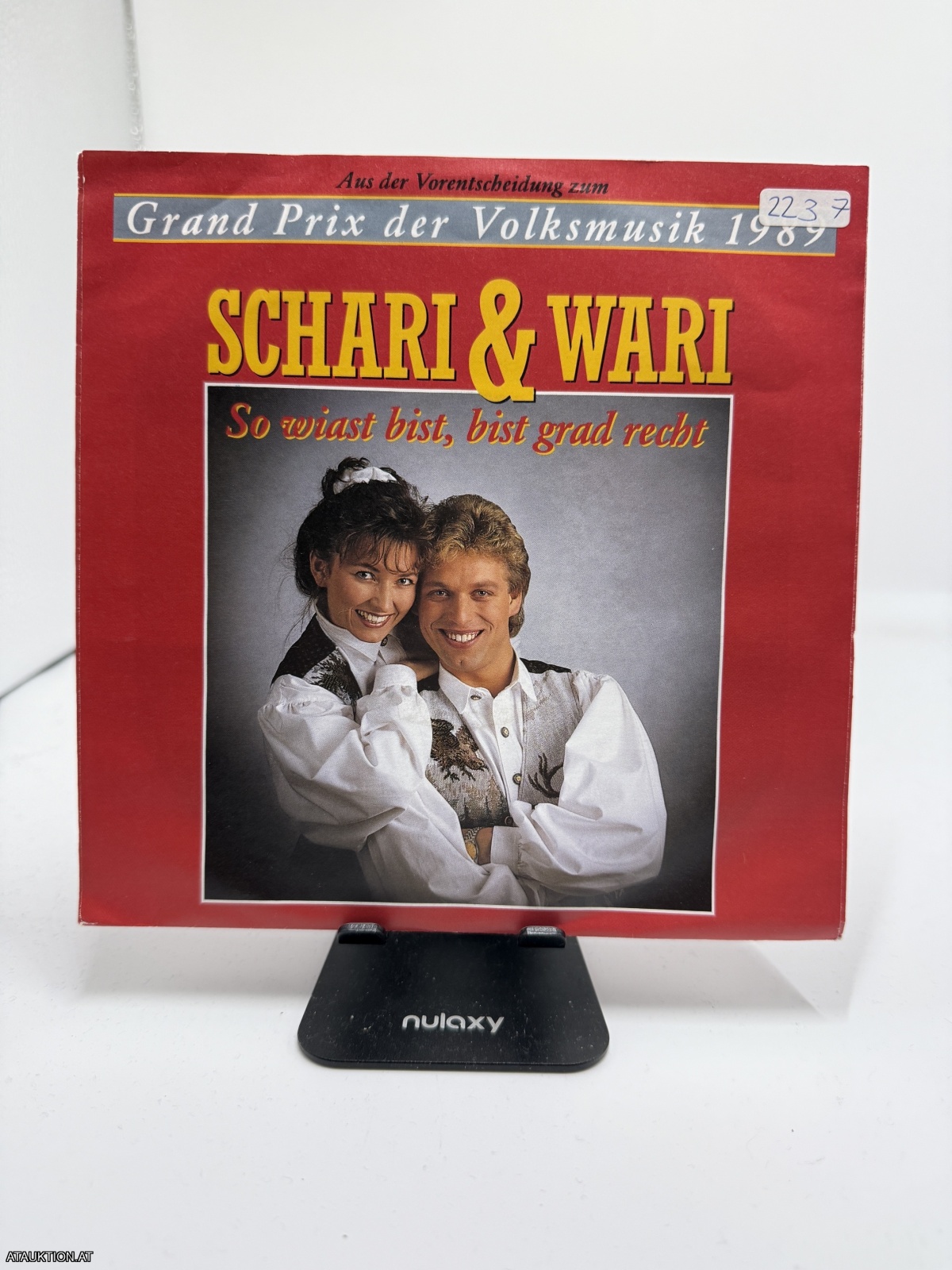 Single / Schari & Wari – So Wiast Bist, Bist Grad Recht