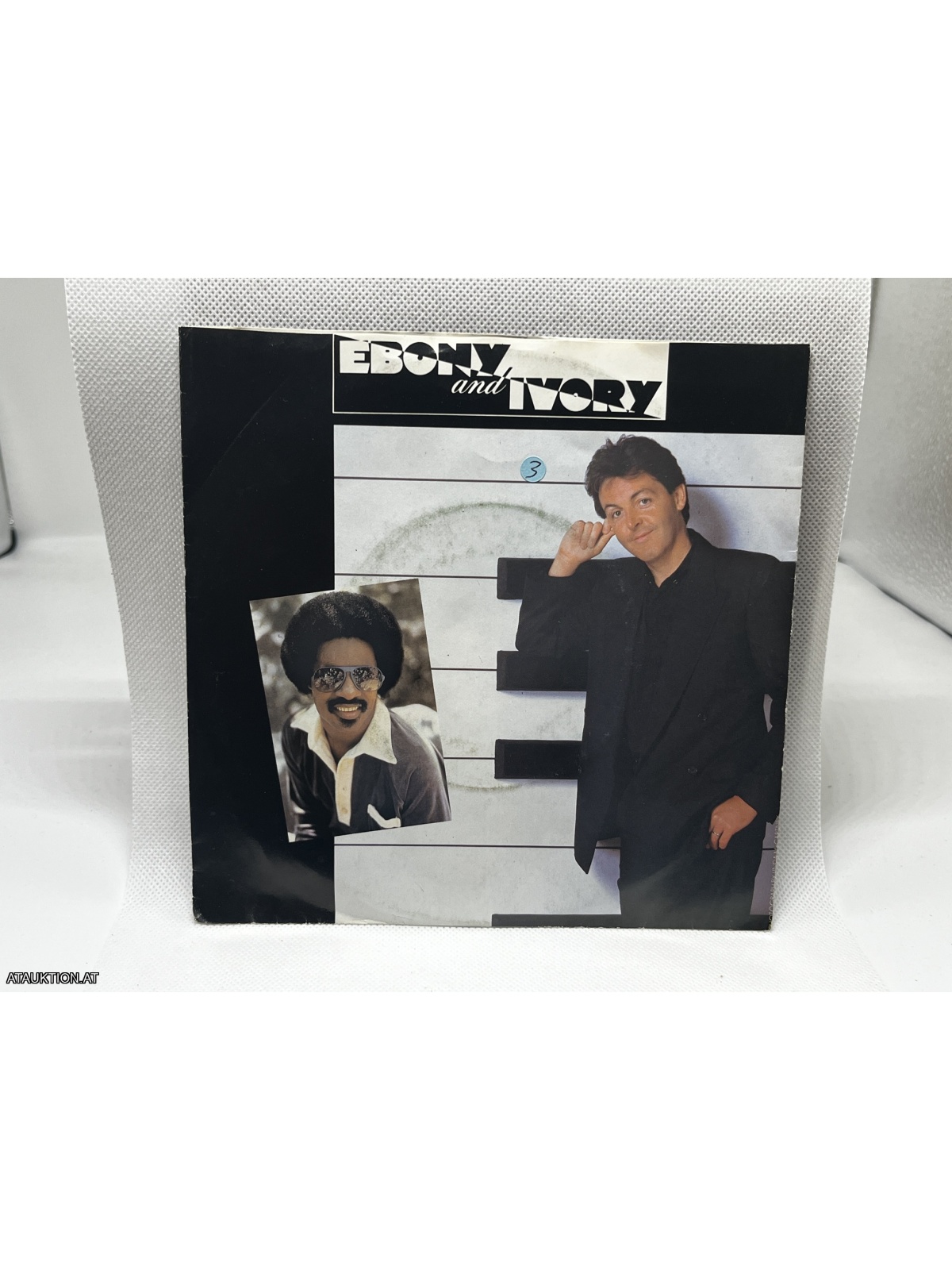 SINGLE / Paul McCartney – Ebony And Ivory