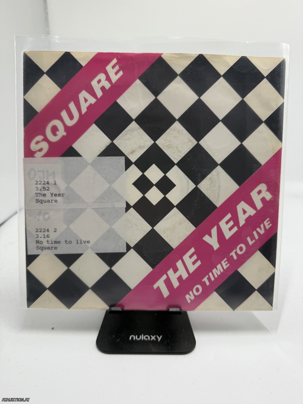 Single / Square – The Year