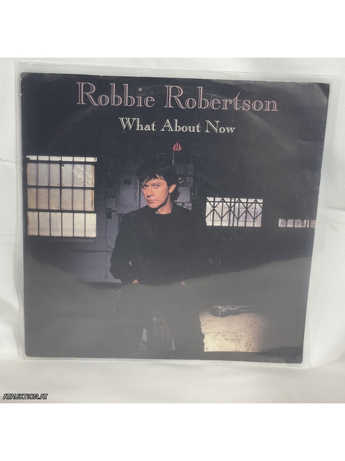 SINGLE / Robbie Robertson – What About Now