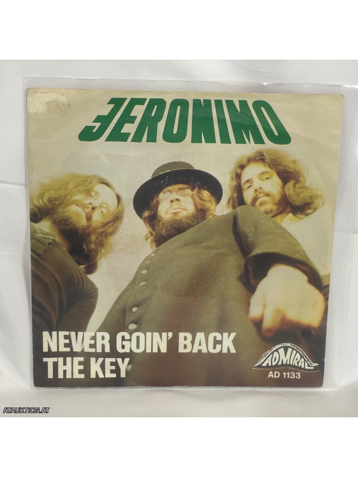 SINGLE / Jeronimo – Never Goin' Back / The Key