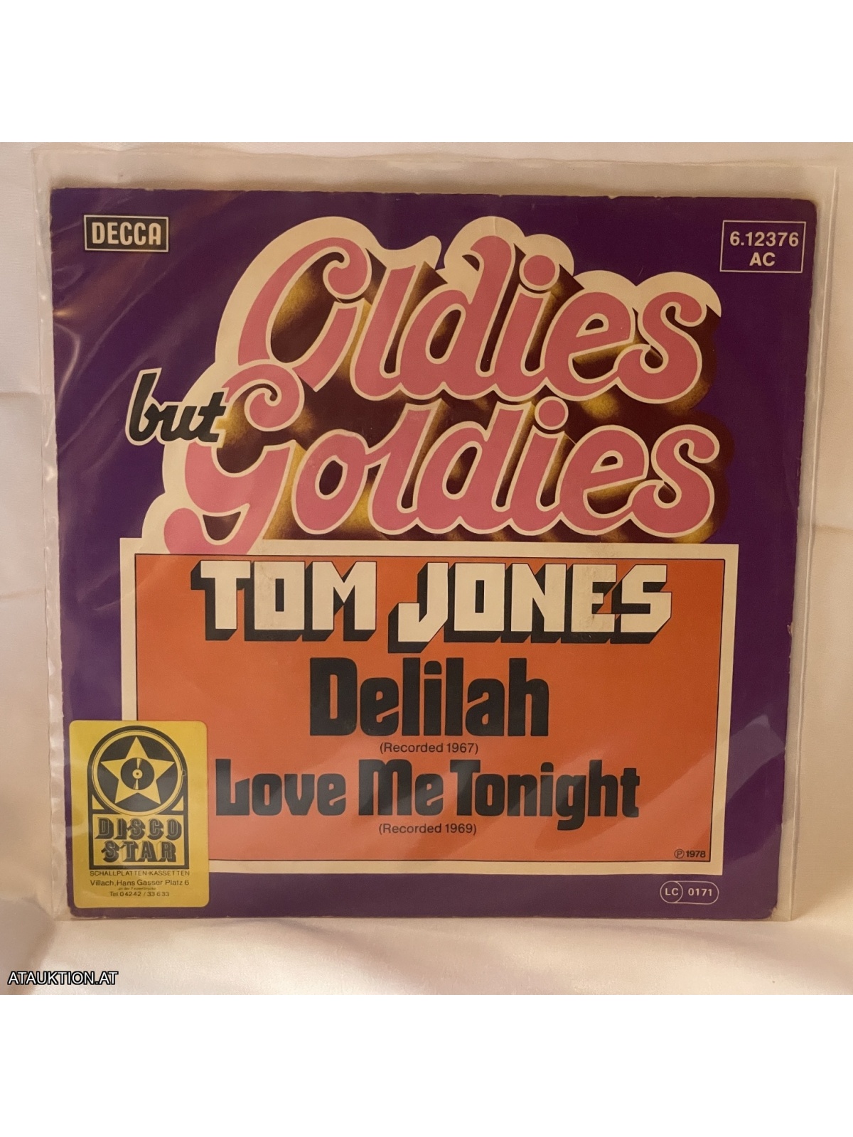 SINGLE / Tom Jones – Delilah / Love Me Tonight