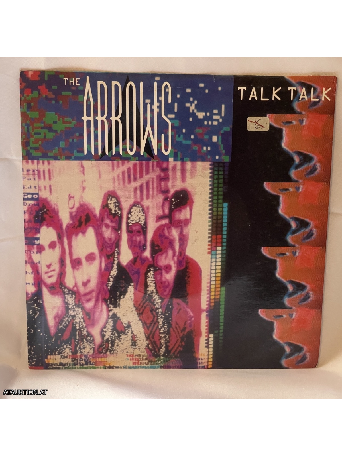 SINGLE / The Arrows – Talk Talk