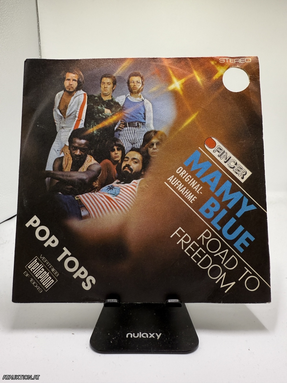 Single / Pop Tops – Mamy Blue