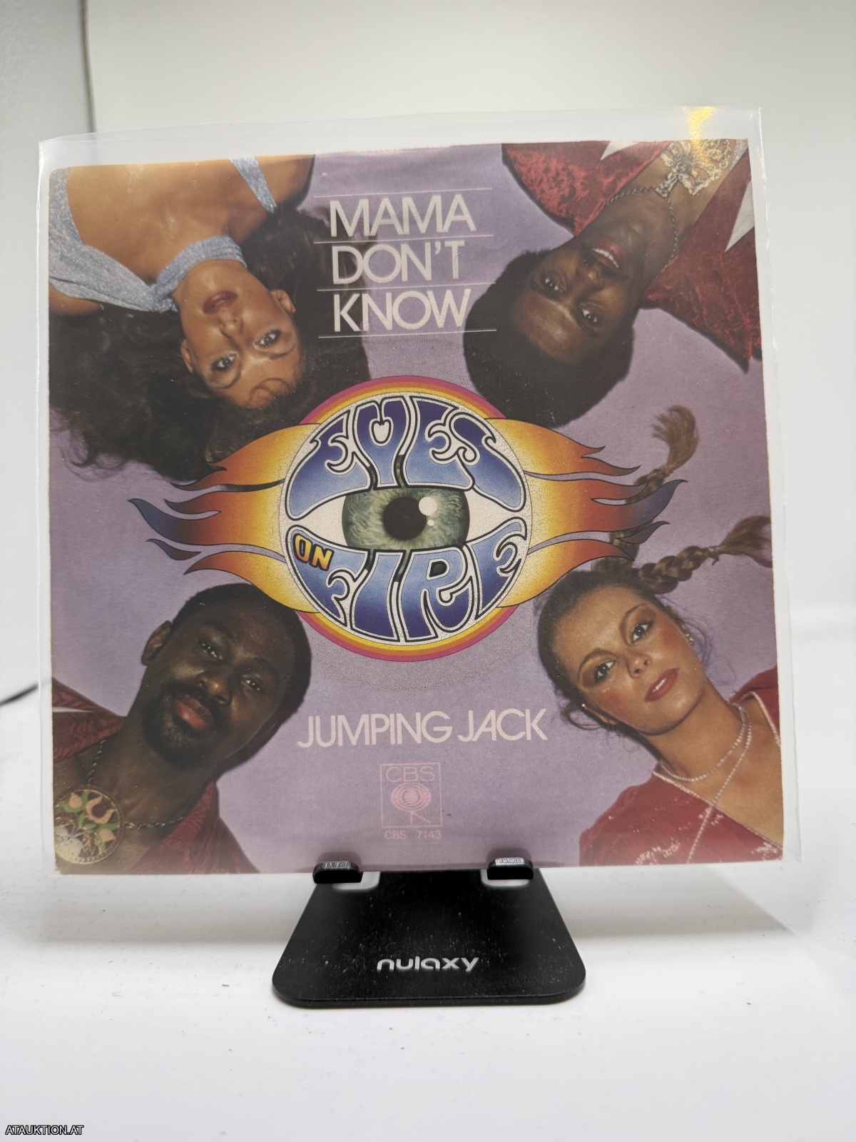 Single / Eyes On Fire – Mama Don't Know