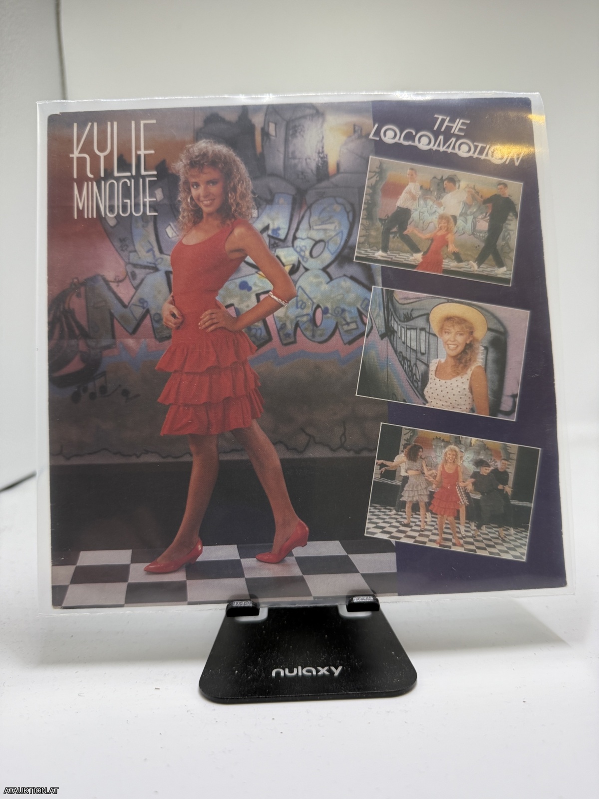 Single / Kylie Minogue – The Loco-Motion