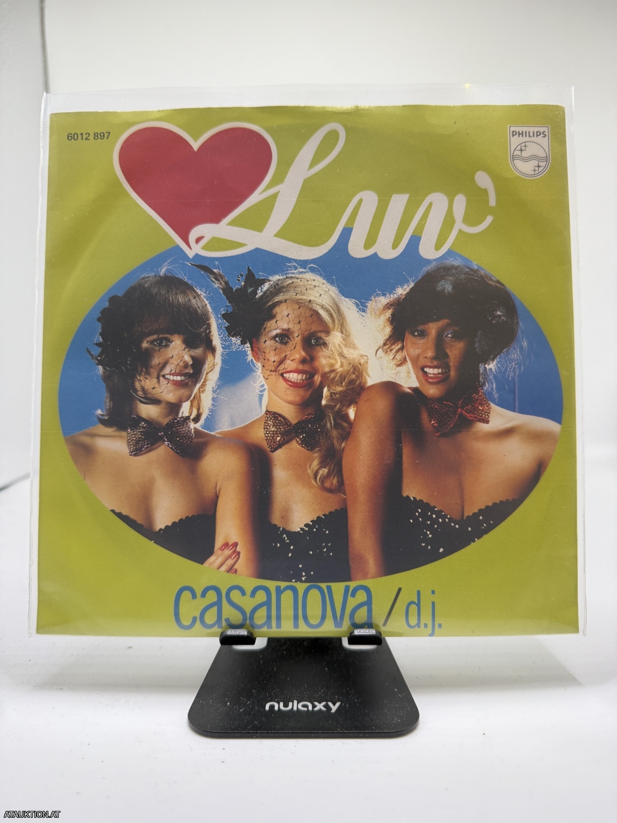 Single / Luv' – Casanova