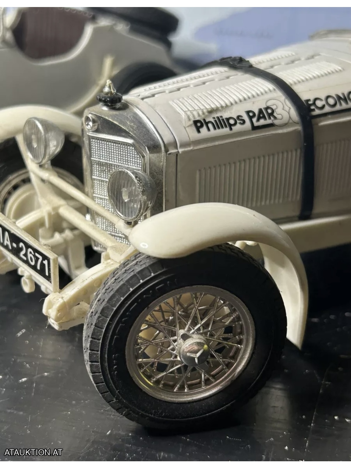 Paar Vintage Burago Automodelle Mercedes Benz SSK 1928 und SSKL 1931 Maßstab 1/18