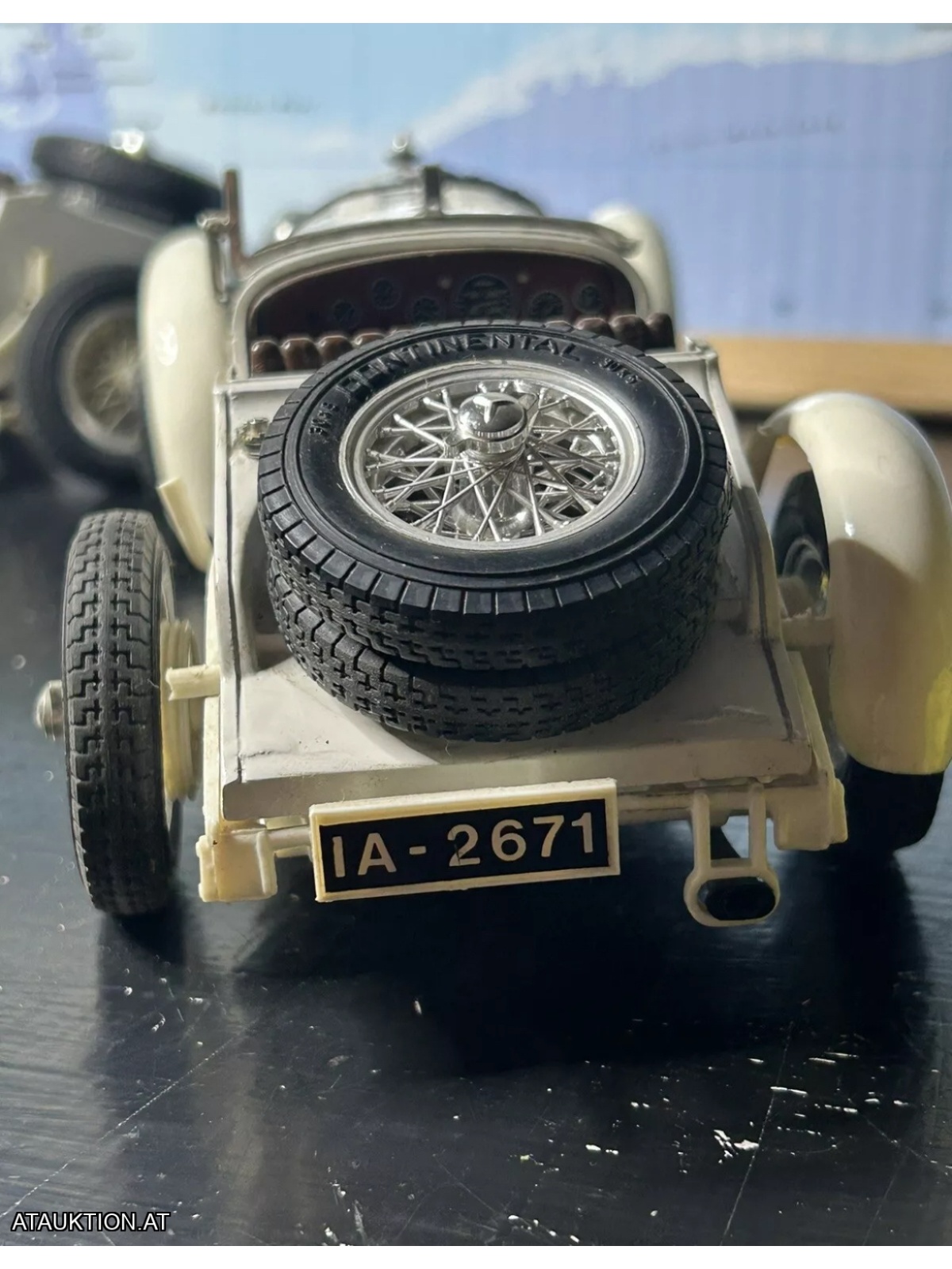 Paar Vintage Burago Automodelle Mercedes Benz SSK 1928 und SSKL 1931 Maßstab 1/18