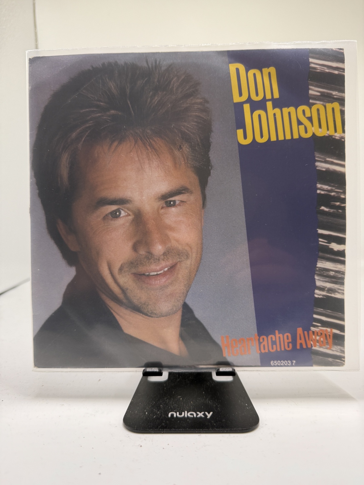 Single / Don Johnson – Heartache Away