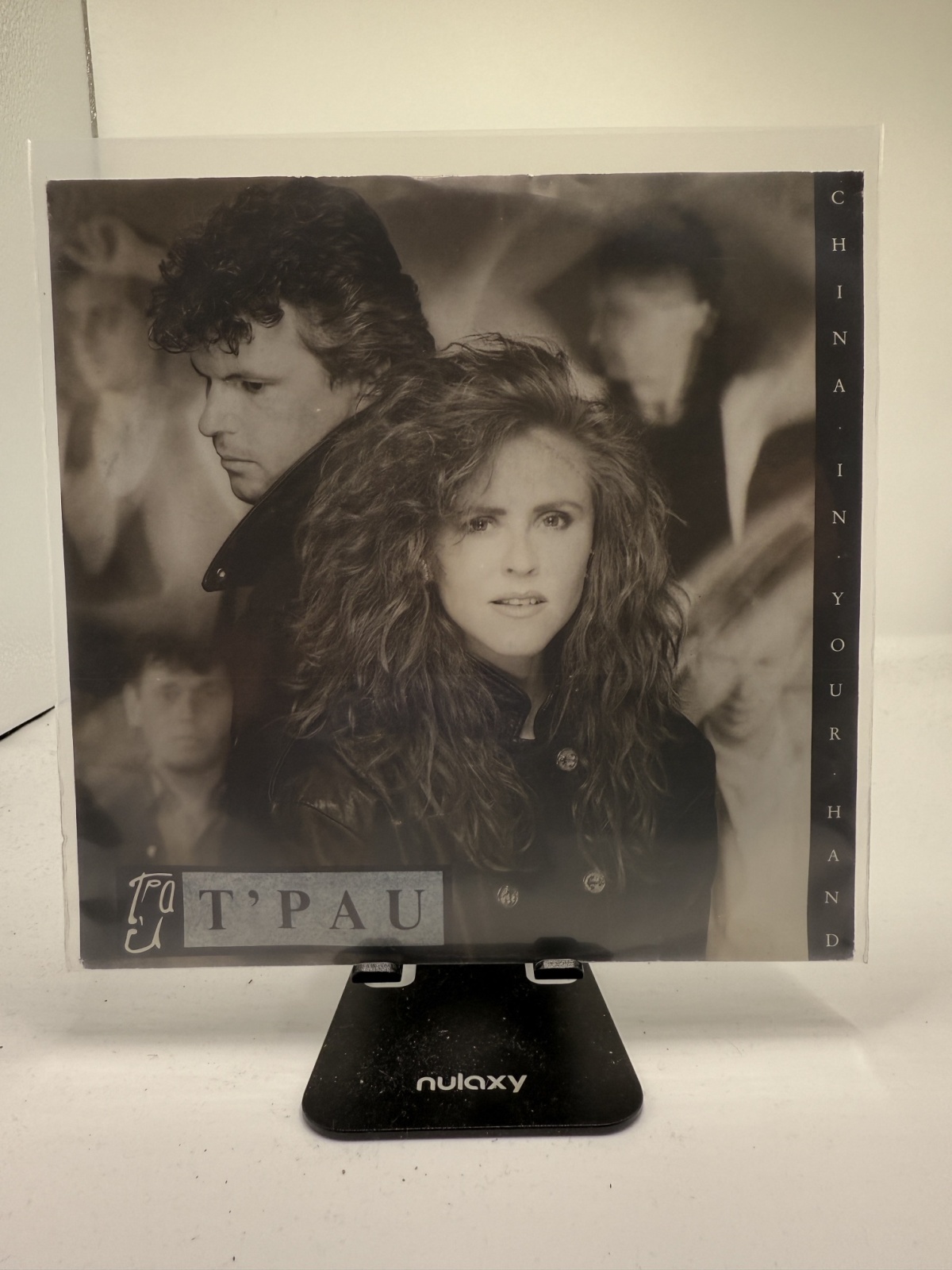 Single / T'Pau – China In Your Hand