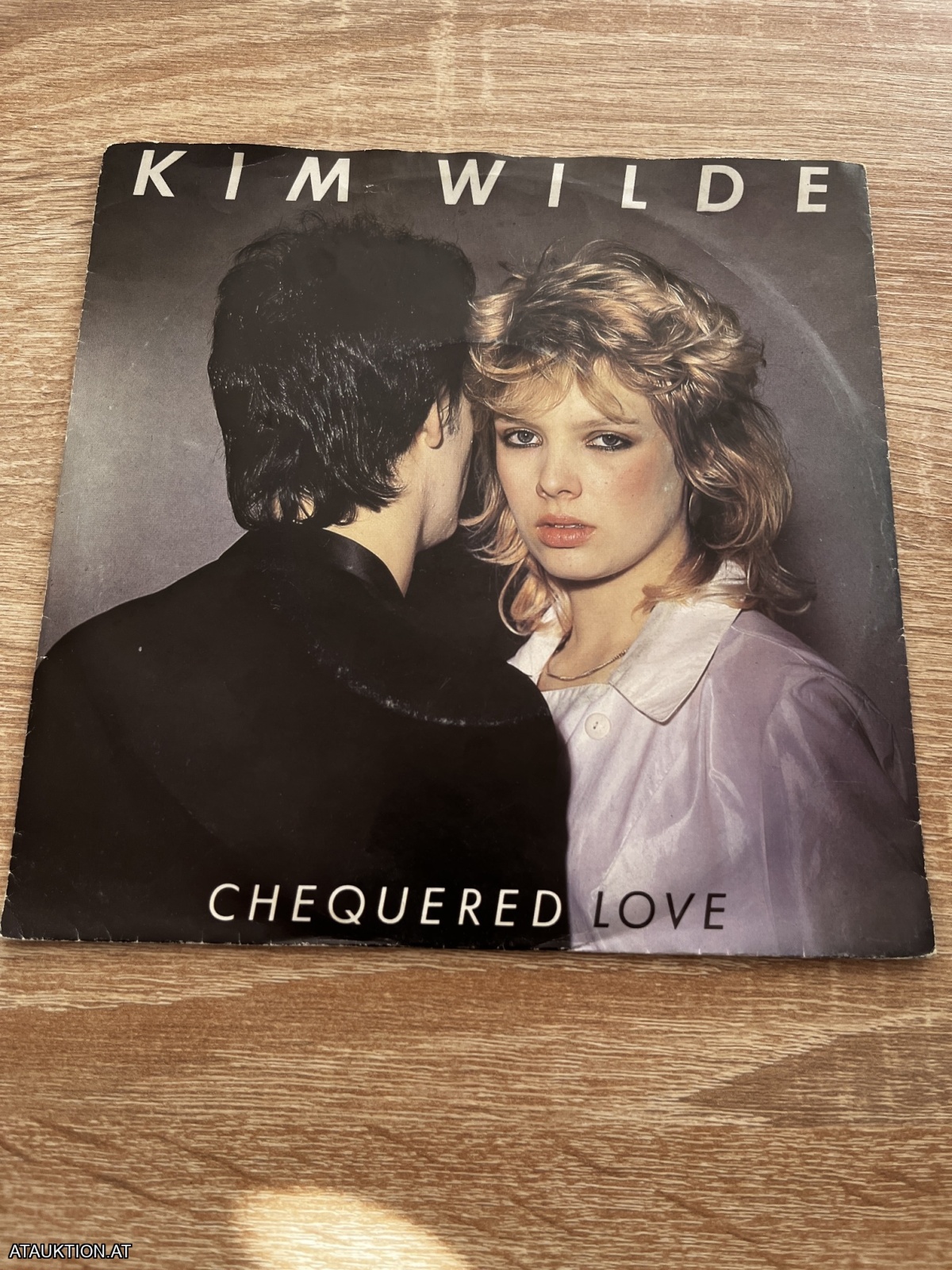 SINGLE / Kim Wilde – Chequered Love