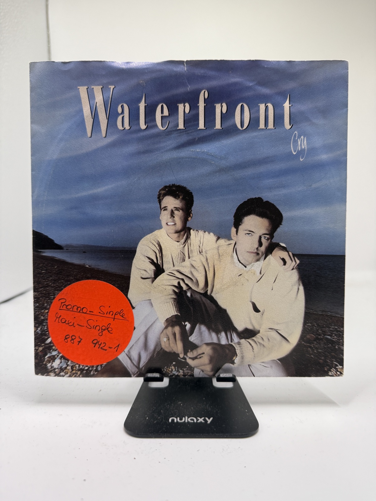 Single / Waterfront – Cry