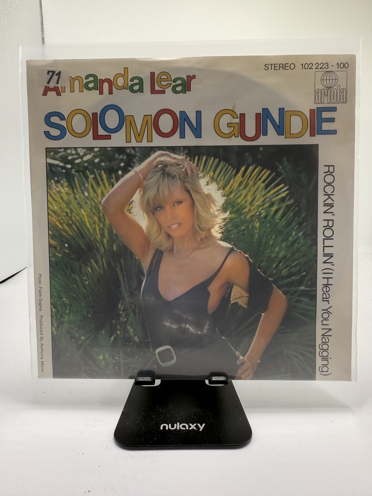 Single / Amanda Lear – Solomon Gundie