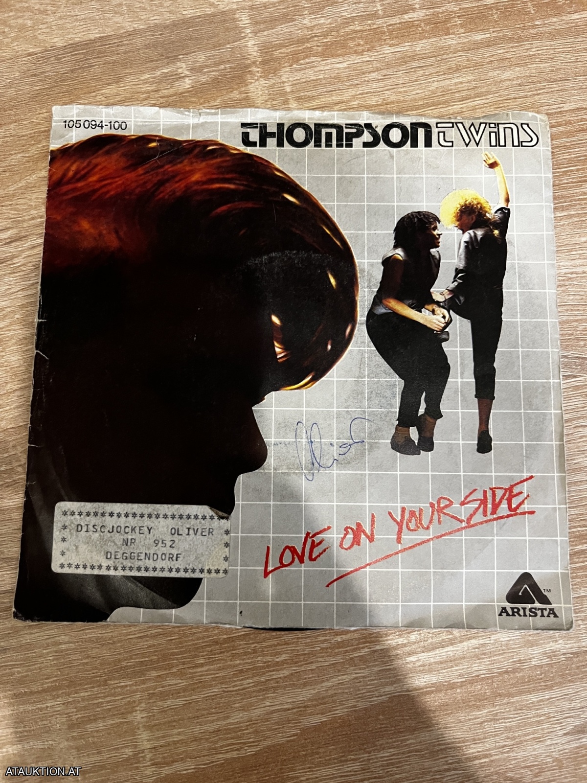 SINGLE / Thompson Twins – Love On Your Side