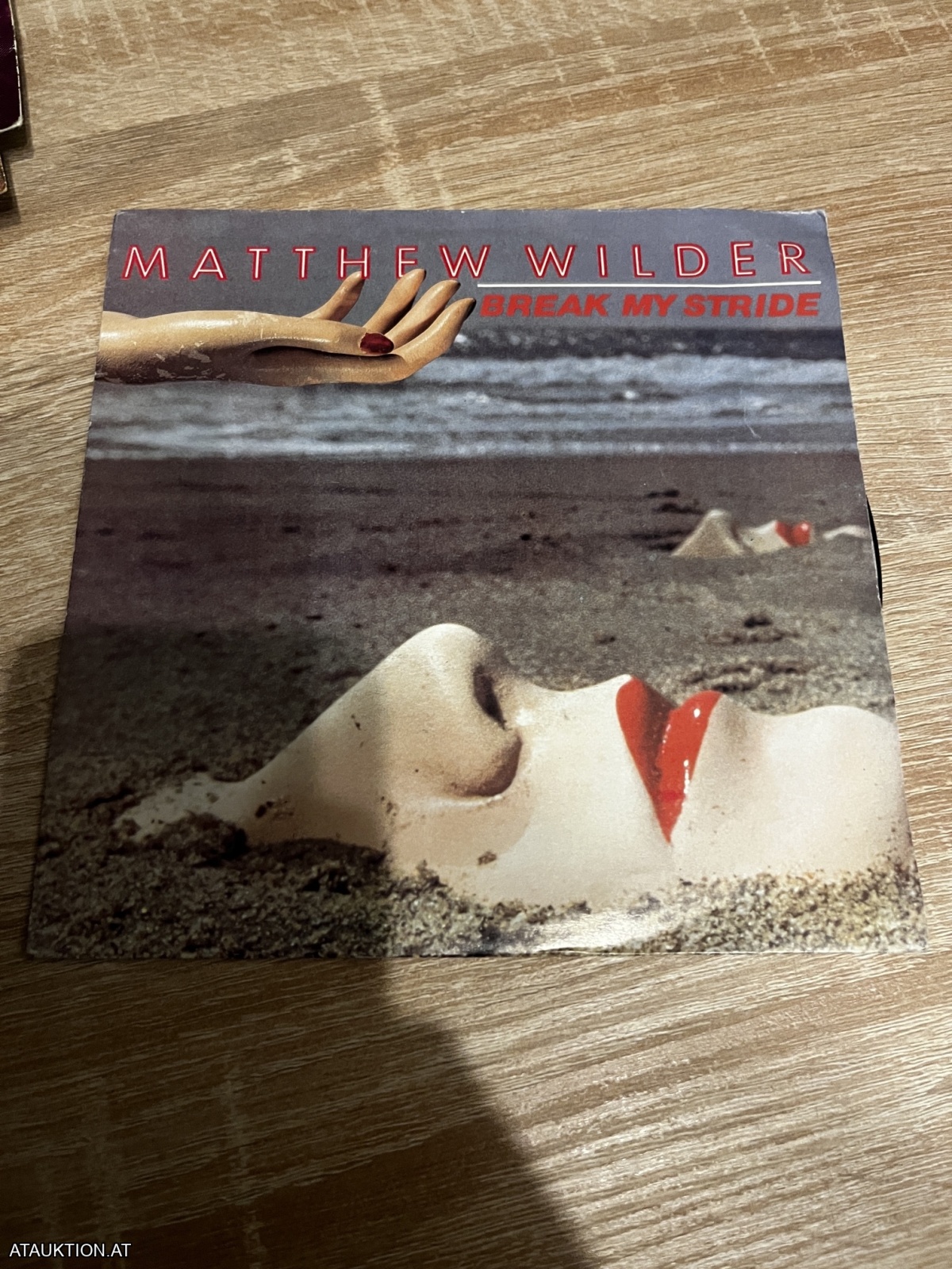 SINGLE / Matthew Wilder – Break My Stride