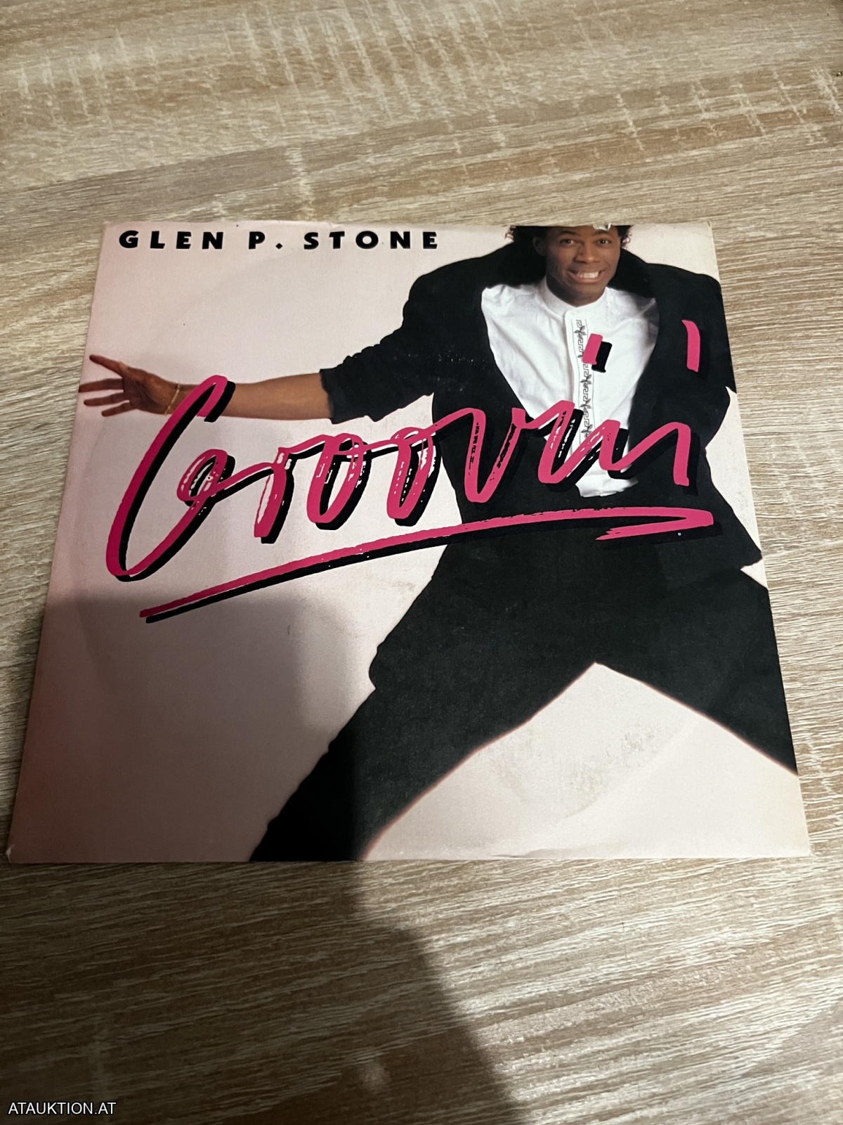 SINGLE / Glen P. Stone – Groovin