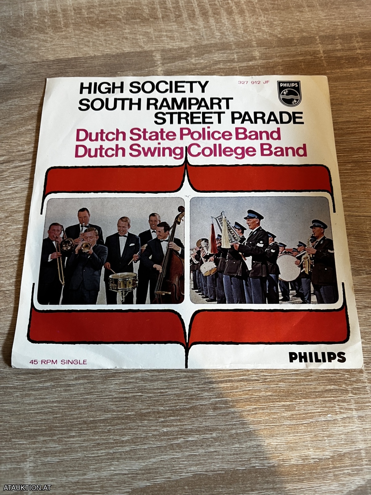 SINGLE / The Dutch Swing College Band, Dutch State Police Band – High Society / South Rampart Street Parade