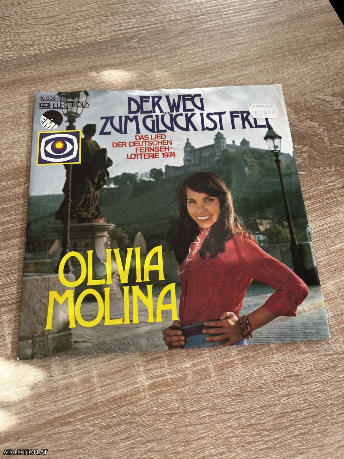 SINGLE / Olivia Molina – Der Weg Zum Glück Ist Frei