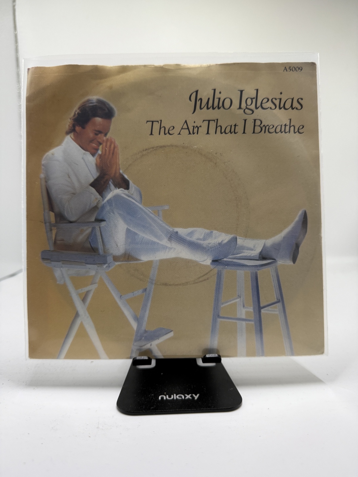 Single / Julio Iglesias – The Air That I Breathe