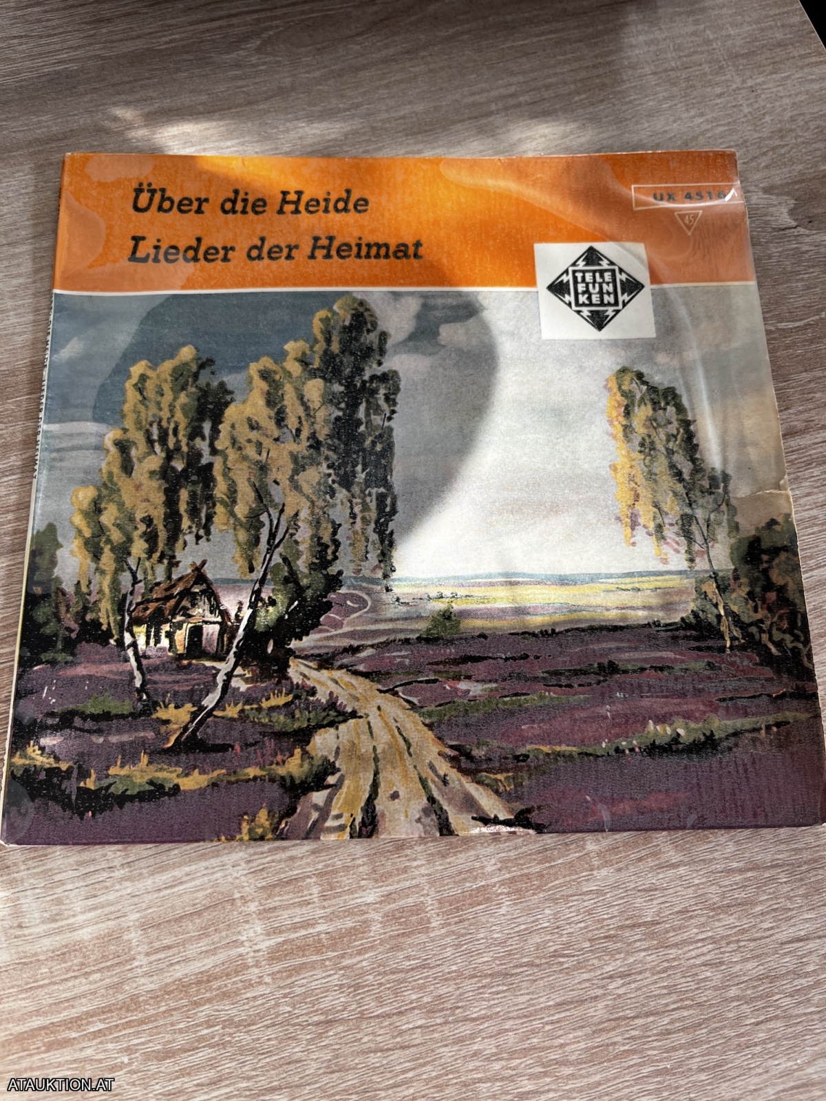 SINGLE / Benno Kusche, Renate Holm, Berliner Motettenchor – Über Die Heide / Lieder Der Heimat