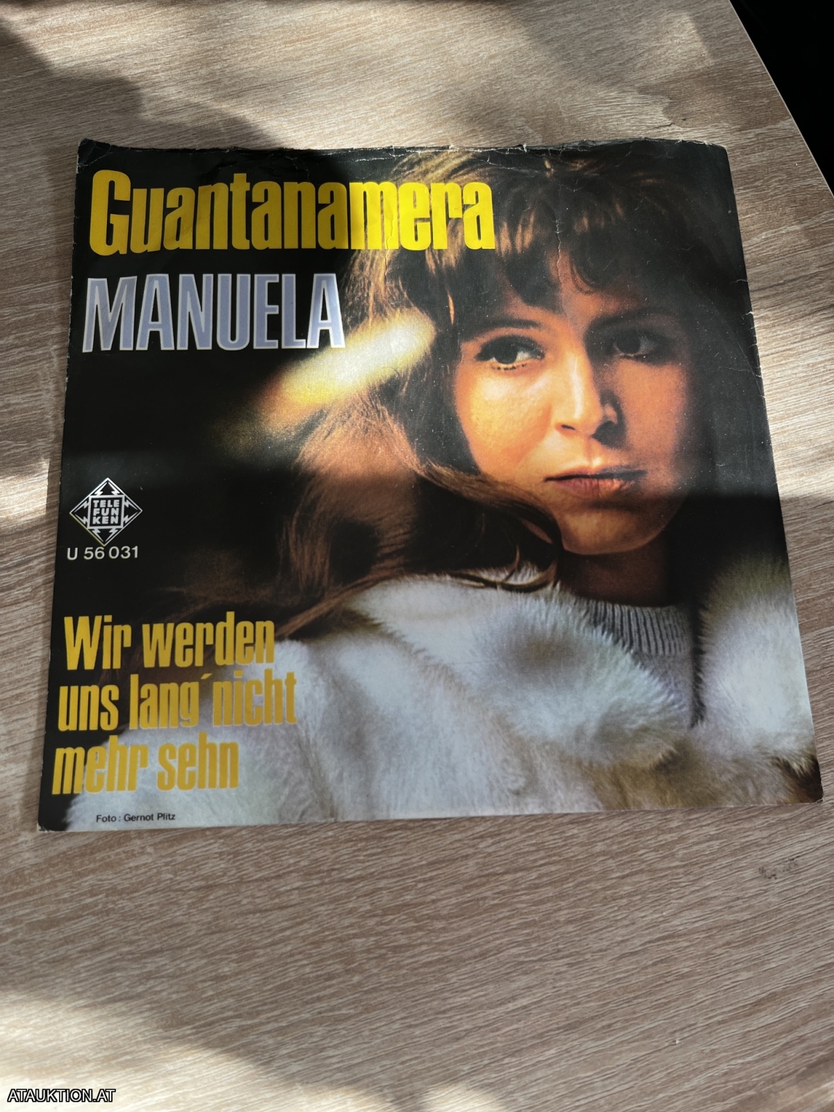 SINGLE / Manuela – Guantanamera