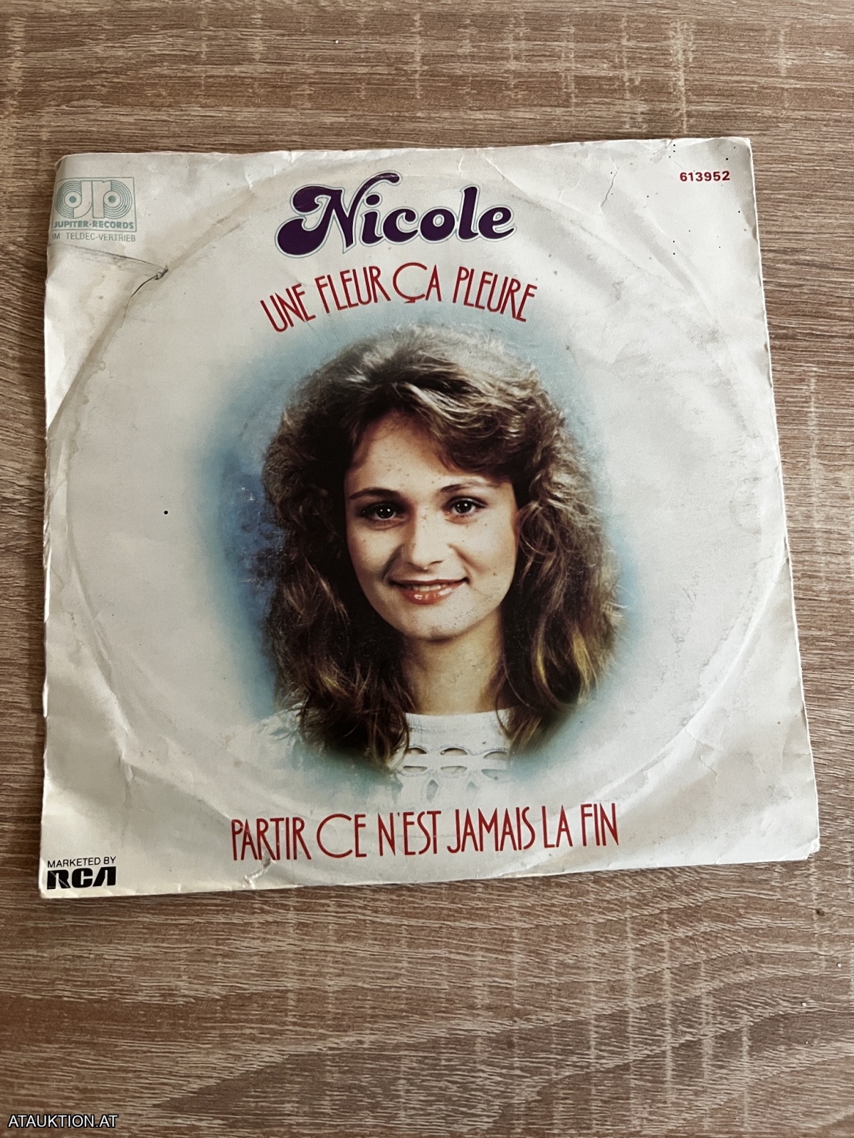 SINGLE / Nicole – Une Fleure Ça Pleure / Partir Ce N'est Jamais La Fin